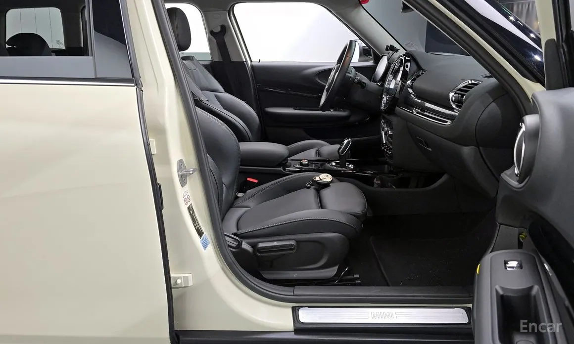 Photo 11 - Mini Clubman