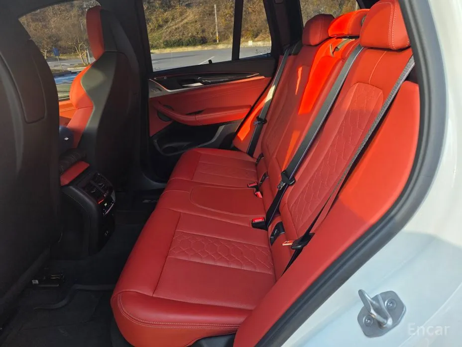 Фото 16 - BMW X3 M