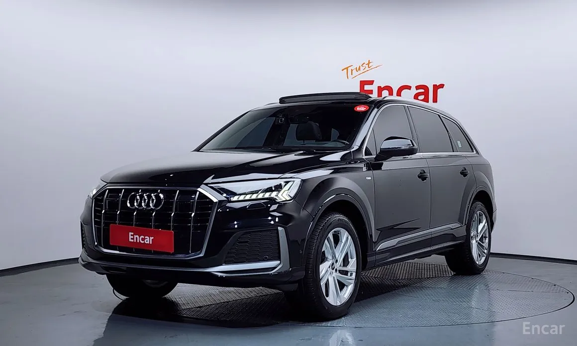 Фото 1 - Audi Q7