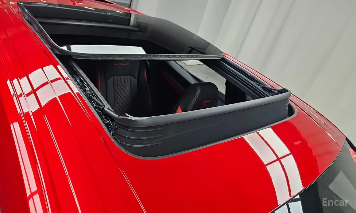 Фото 19 - Lamborghini Urus