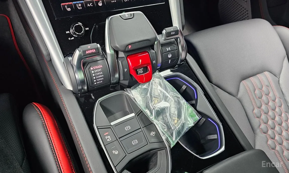 Фото 9 - Lamborghini Urus