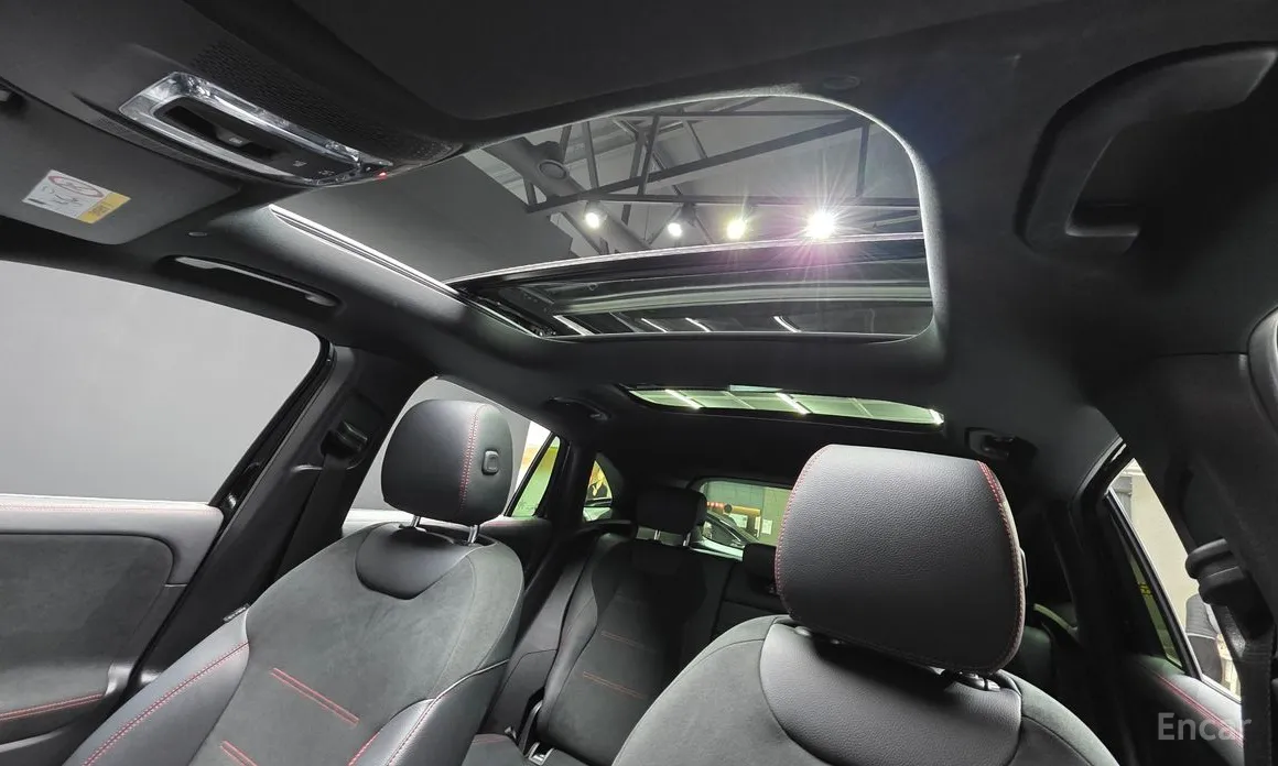 Фото 11 - Mercedes-Benz GLA-Class