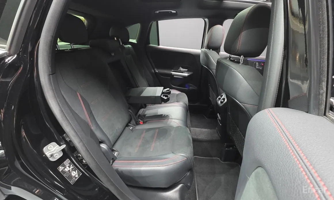 Фото 19 - Mercedes-Benz GLA-Class