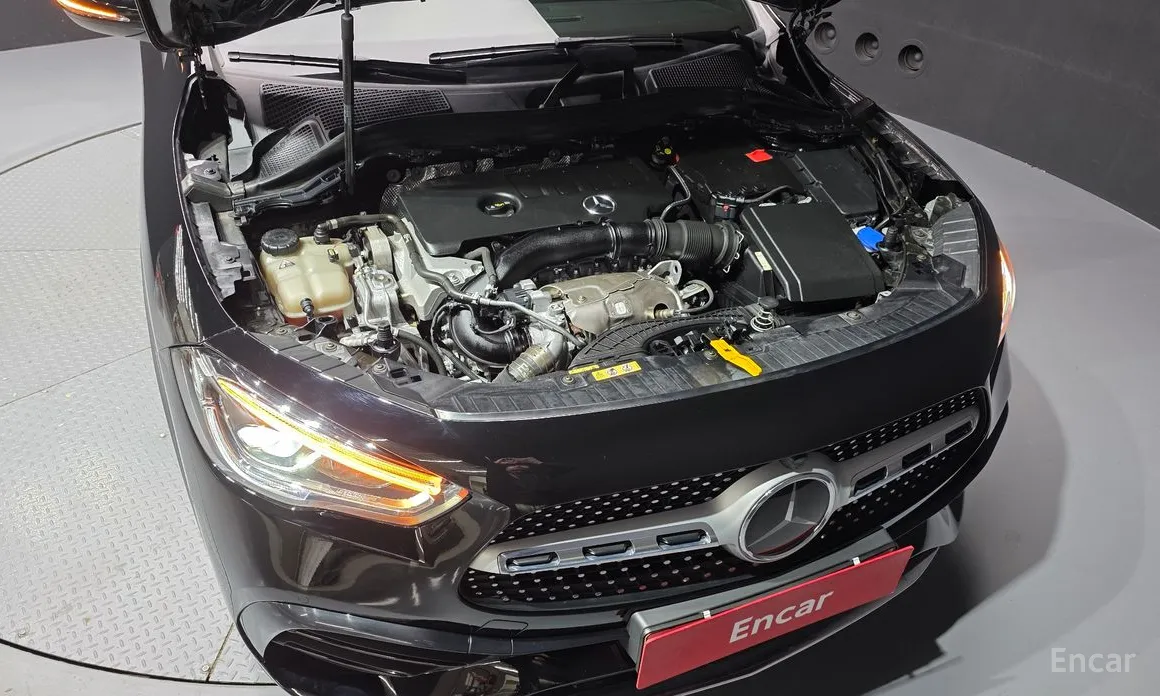 Фото 6 - Mercedes-Benz GLA-Class