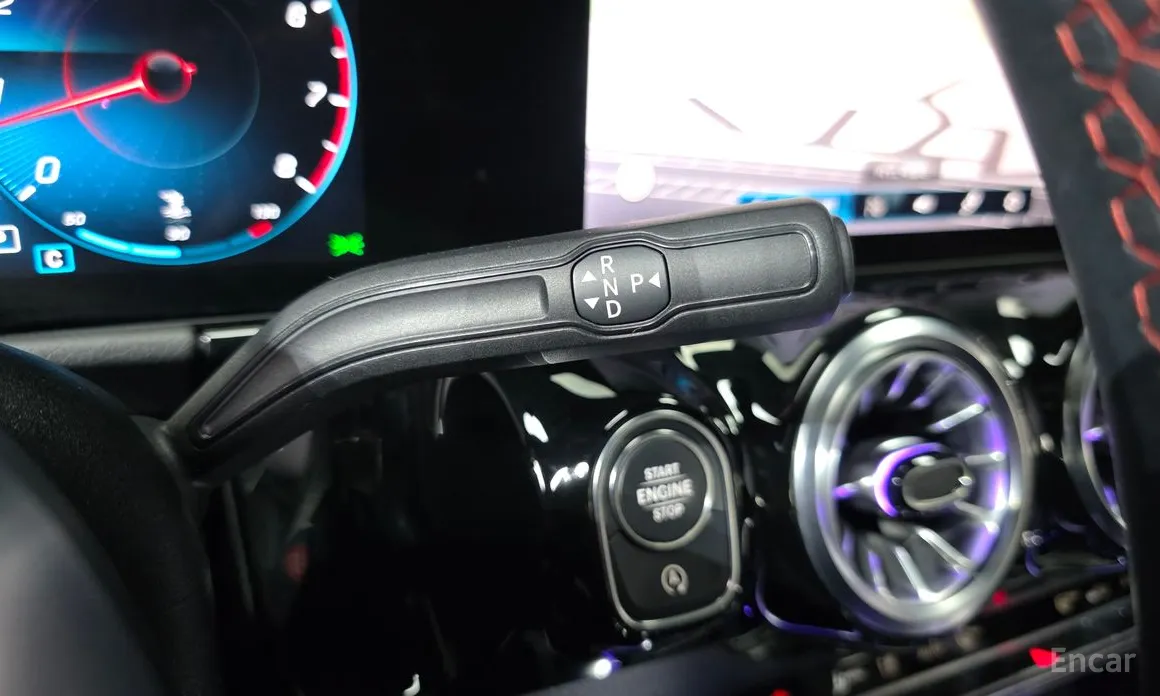 Фото 9 - Mercedes-Benz GLA-Class