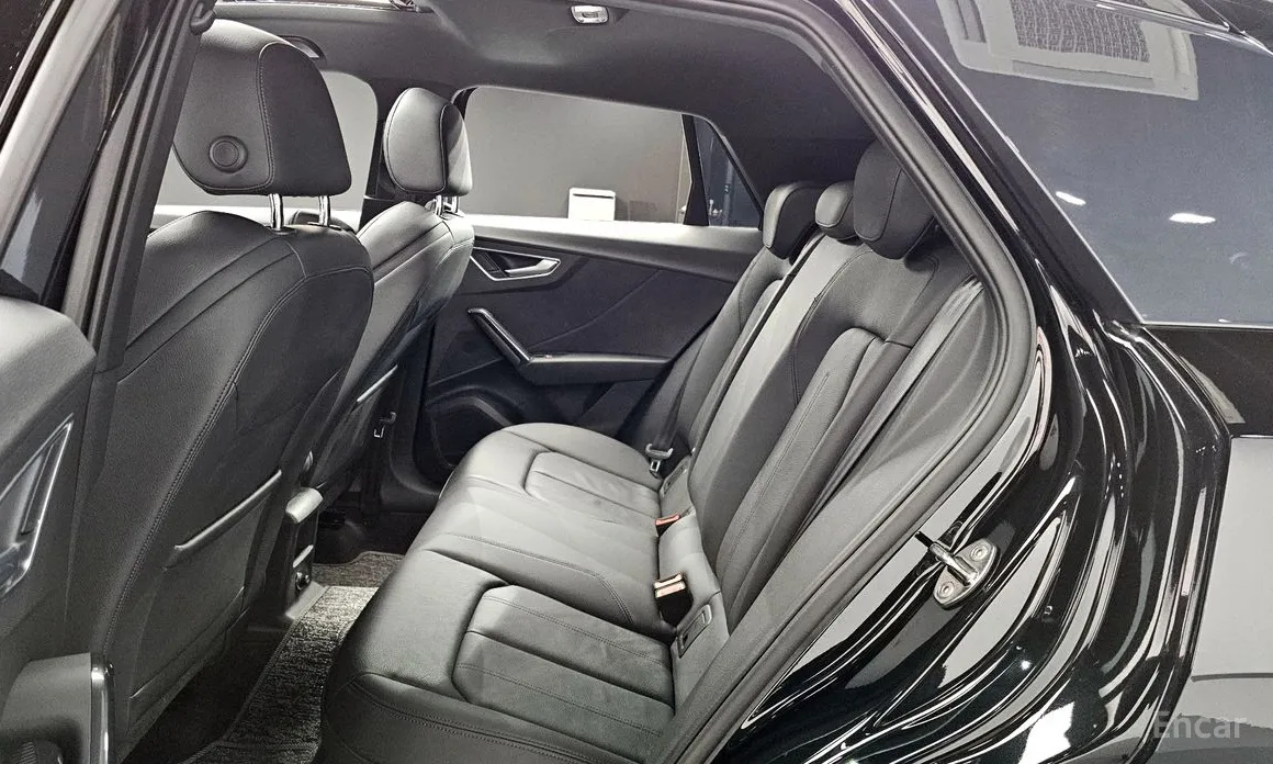 Фото 12 - Audi Q2