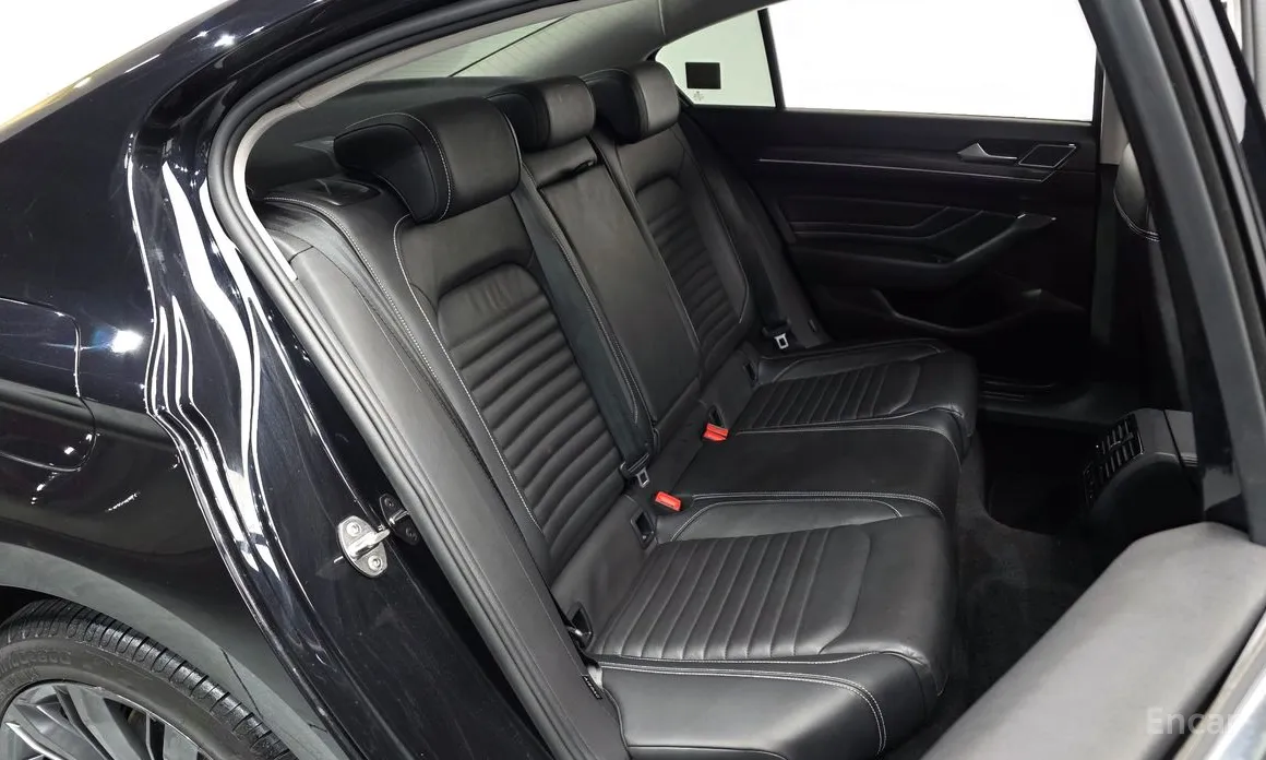 Фото 11 - Volkswagen Passat