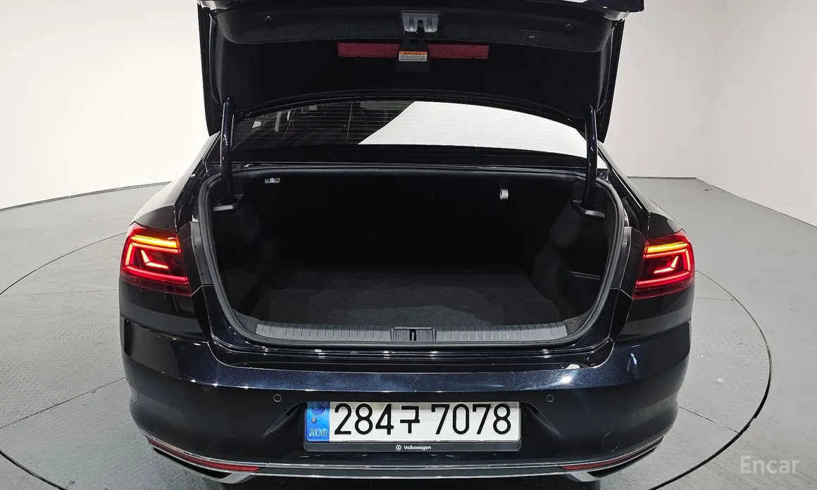 Фото 20 - Volkswagen Passat