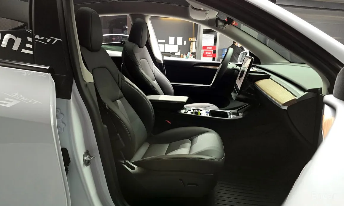 Фото 10 - Tesla Model Y