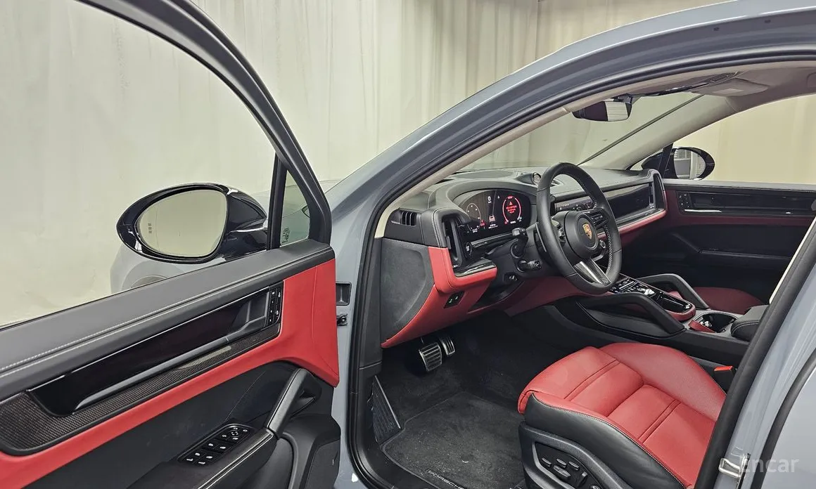 Фото 10 - Porsche Cayenne