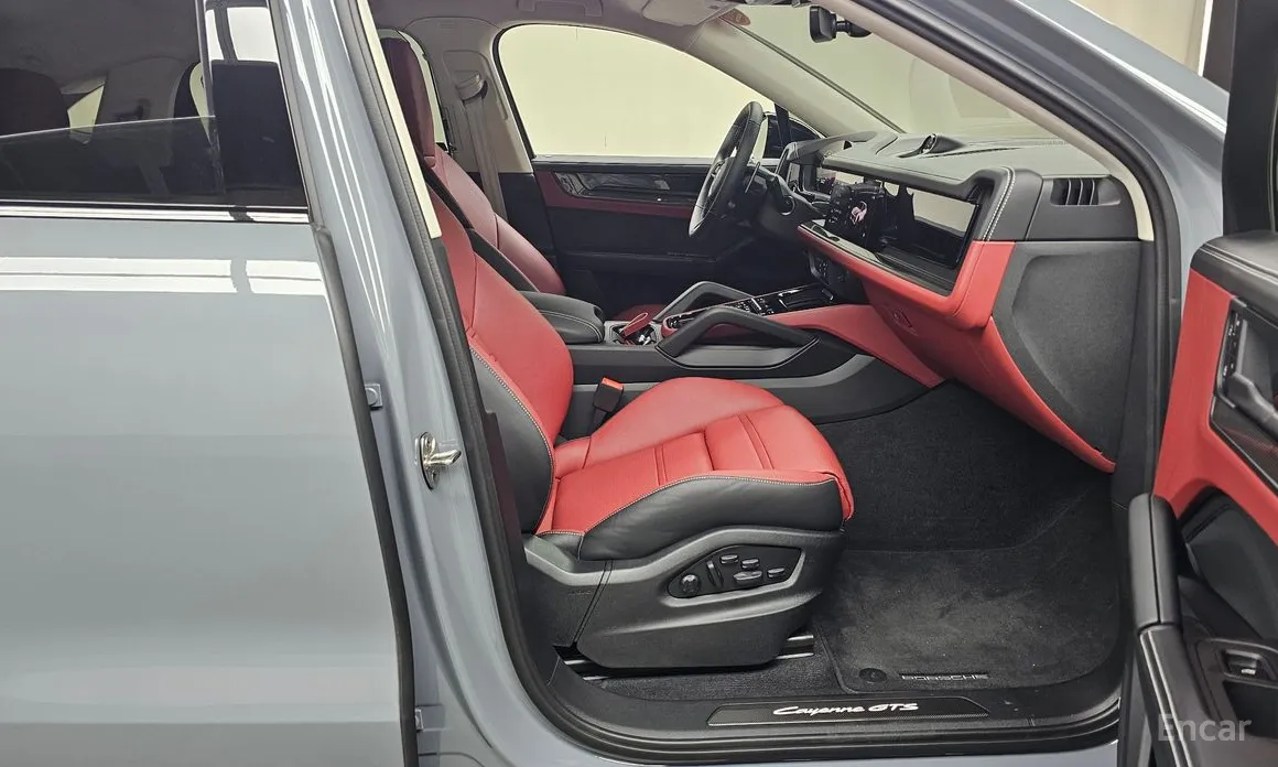 Фото 11 - Porsche Cayenne