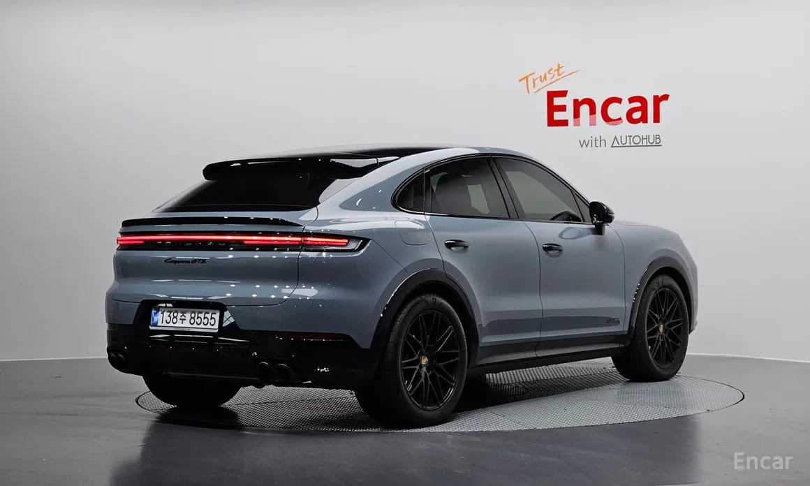 Фото 2 - Porsche Cayenne