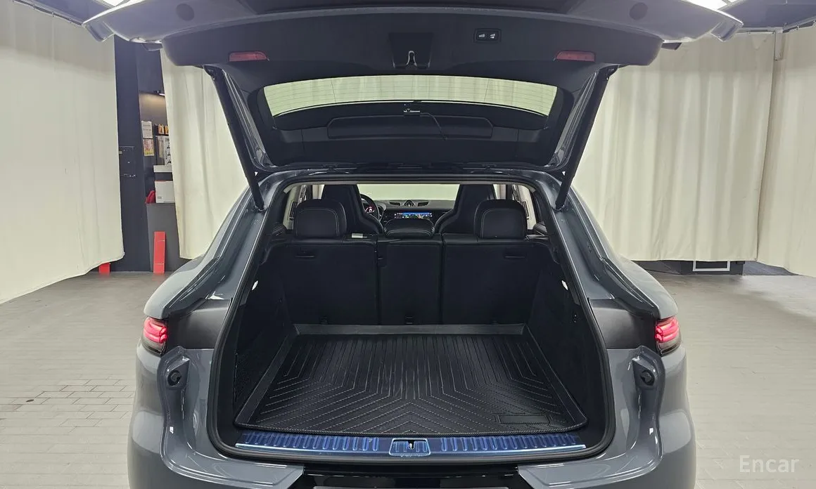 Фото 20 - Porsche Cayenne