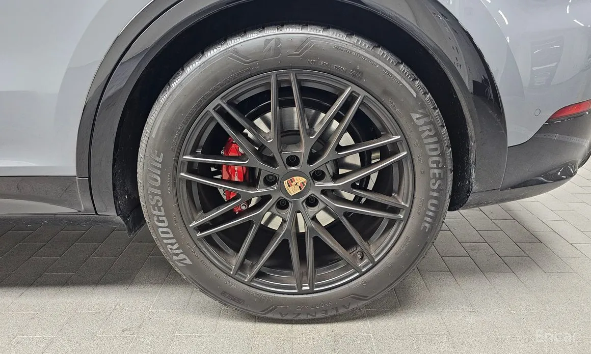 Фото 5 - Porsche Cayenne