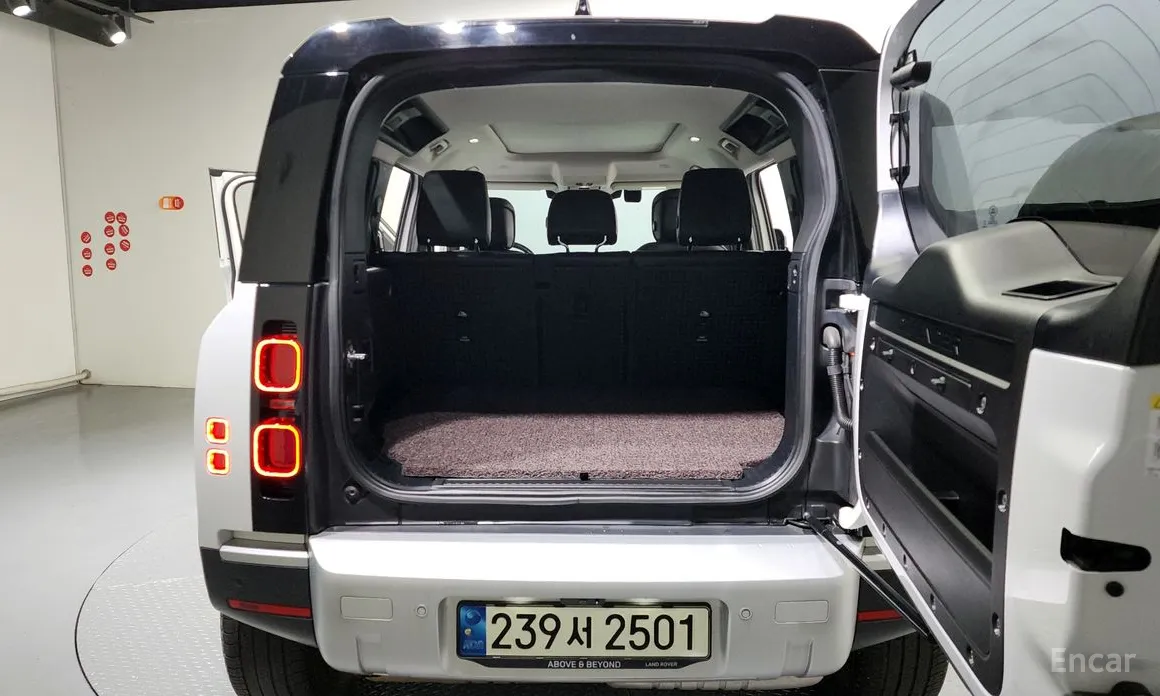 Фото 20 - Land Rover Defender