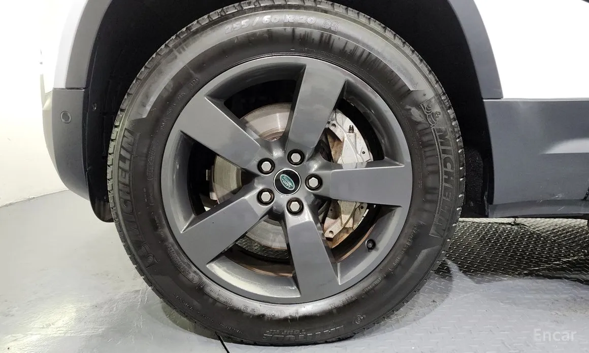 Фото 5 - Land Rover Defender