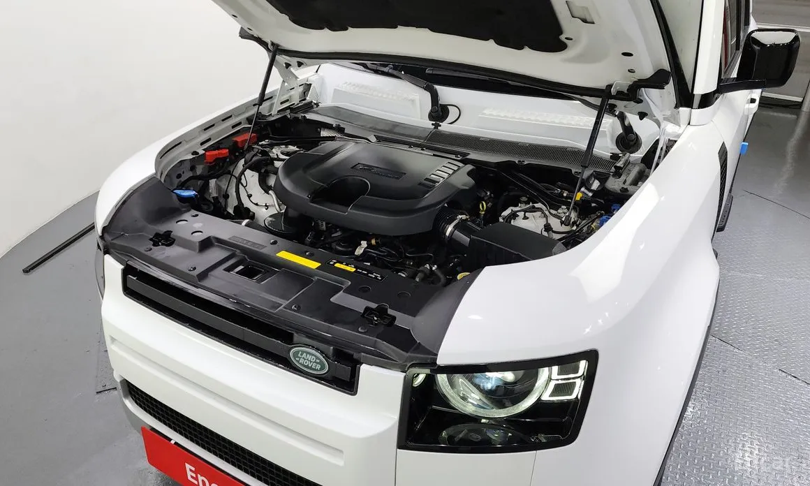 Фото 6 - Land Rover Defender