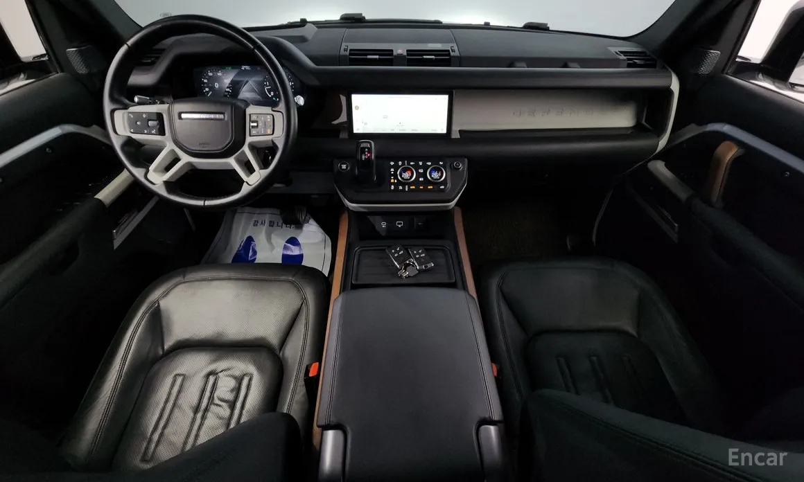 Фото 7 - Land Rover Defender