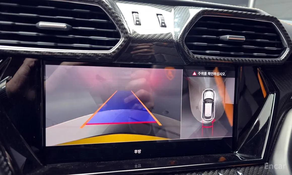 Фото 14 - Lamborghini Urus