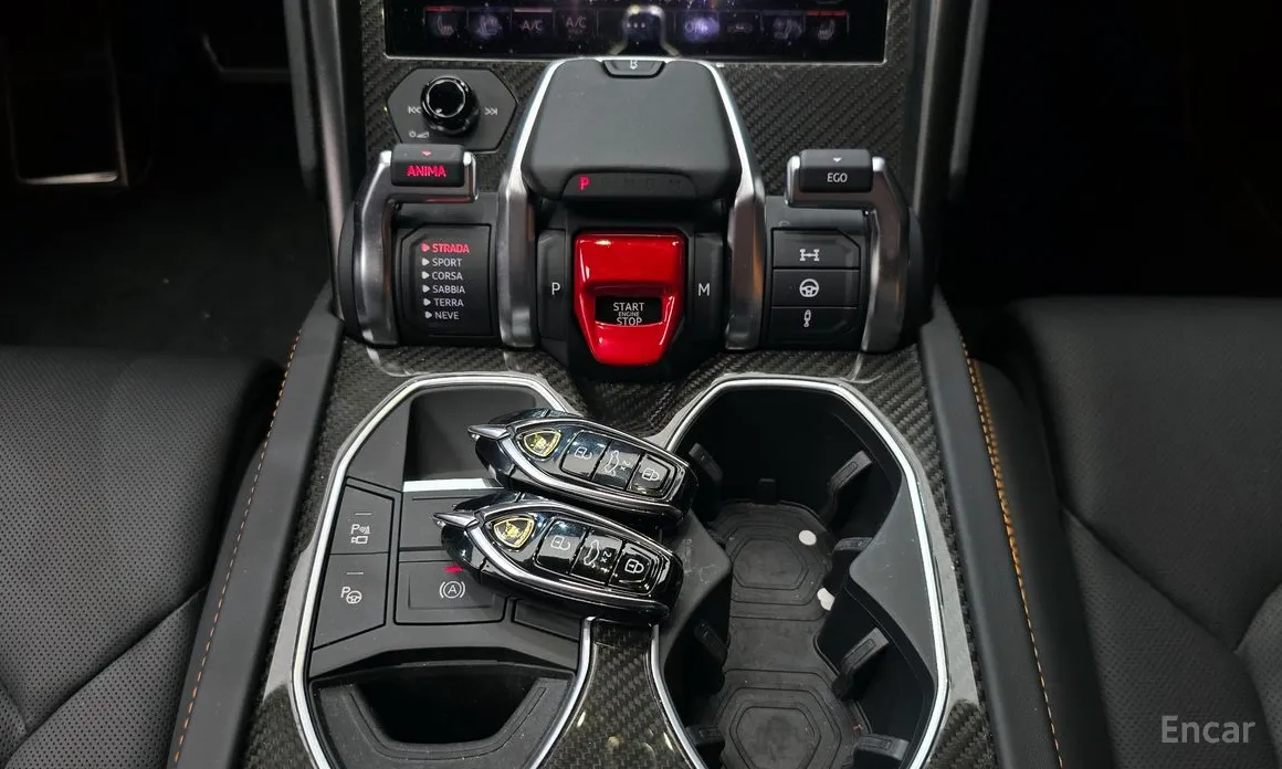 Фото 9 - Lamborghini Urus