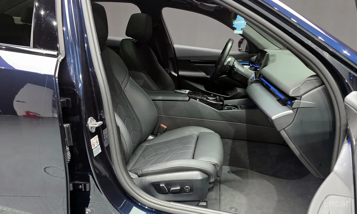 Фото 11 - BMW 5 Series