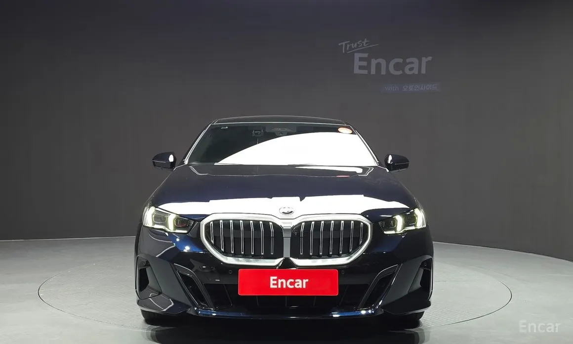 Фото 3 - BMW 5 Series