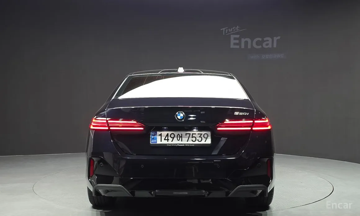 Фото 4 - BMW 5 Series