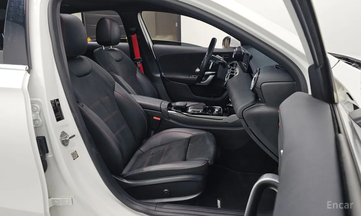 Фото 11 - Mercedes-Benz A-Class