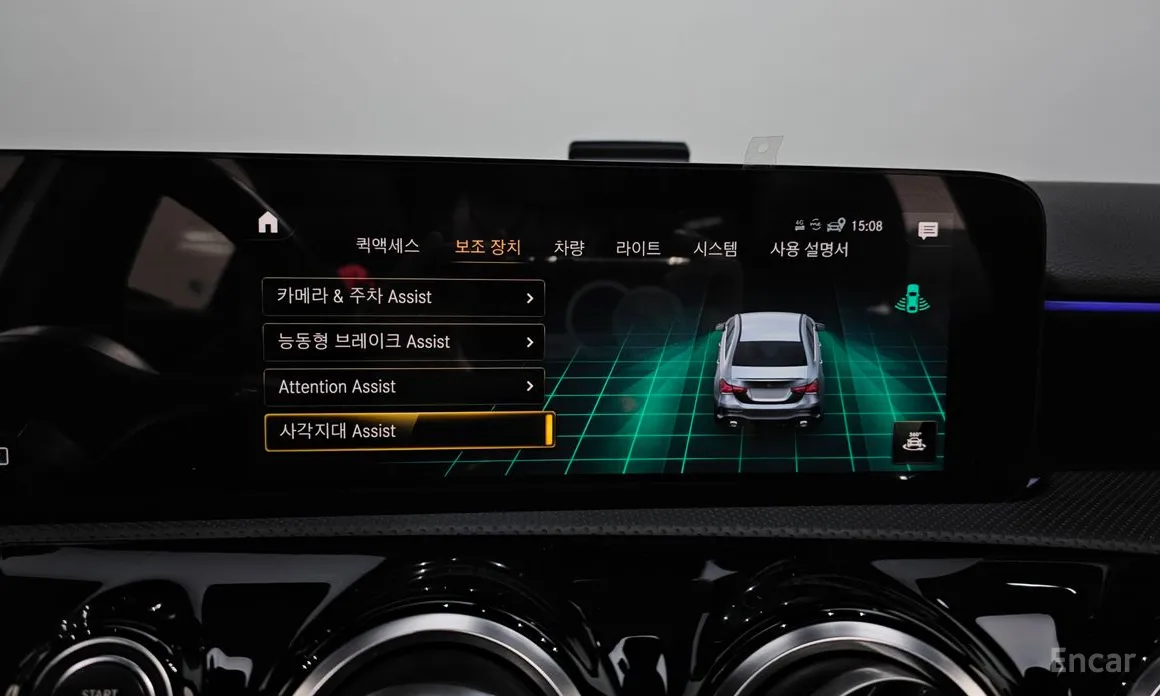 Фото 17 - Mercedes-Benz A-Class