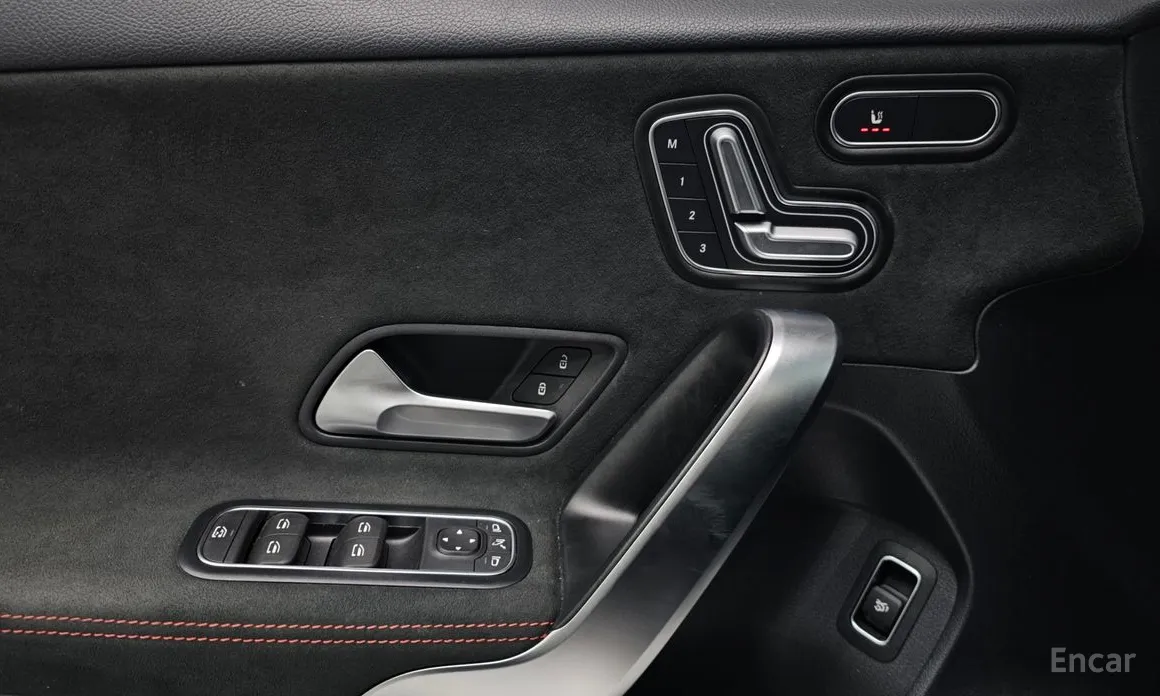 Фото 18 - Mercedes-Benz A-Class