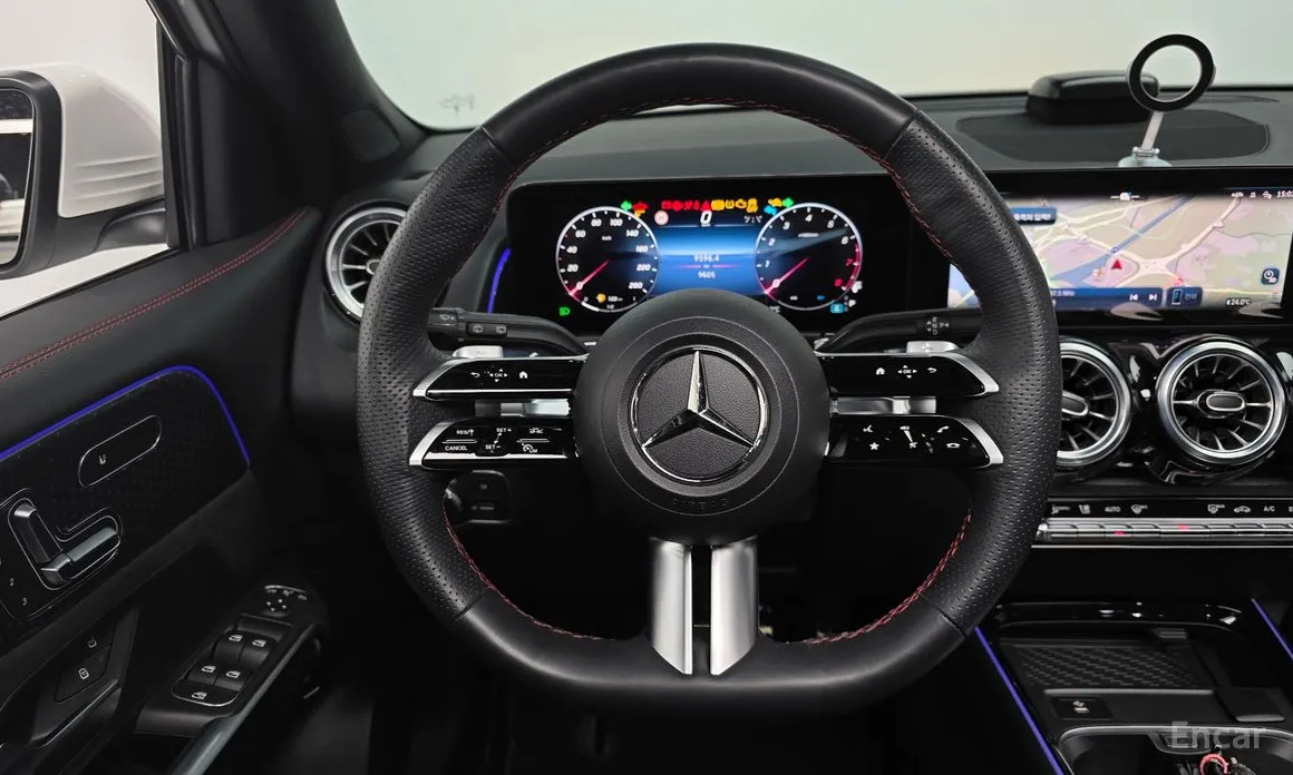 Фото 13 - Mercedes-Benz GLB-Class