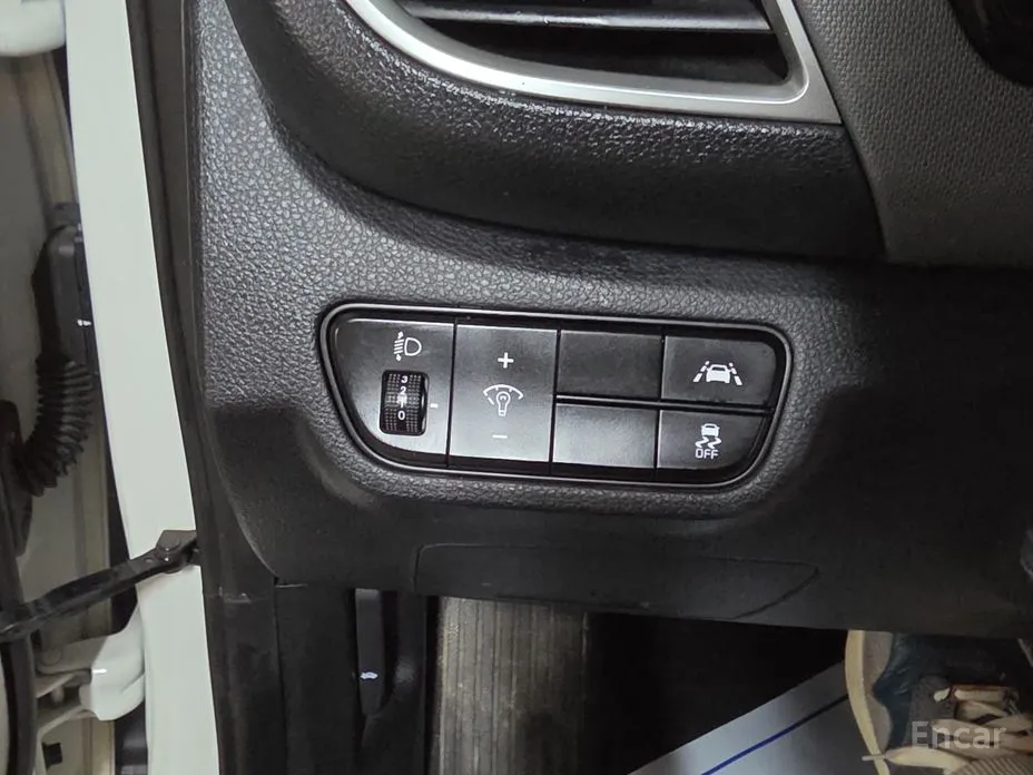 Фото 10 - Kia Seltos