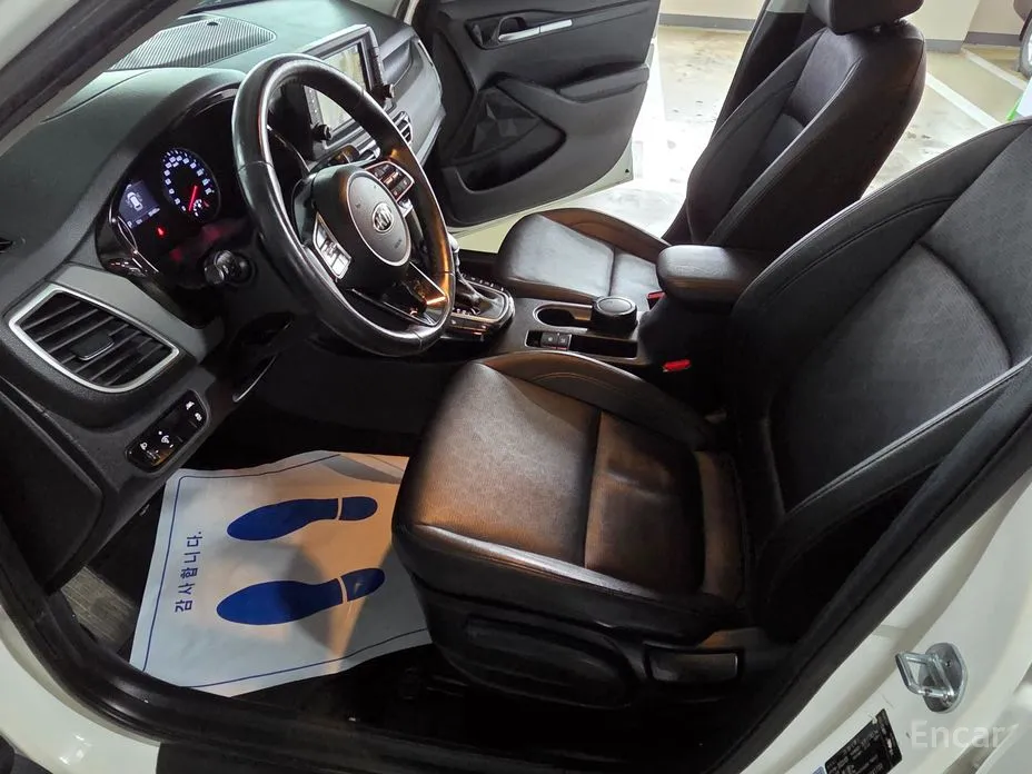 Фото 11 - Kia Seltos