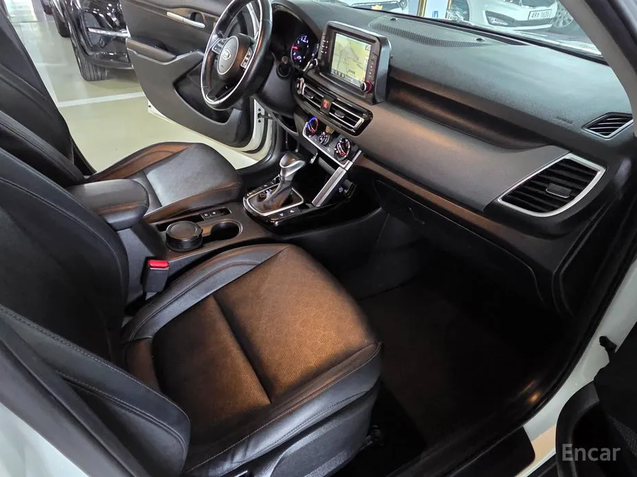 Фото 15 - Kia Seltos