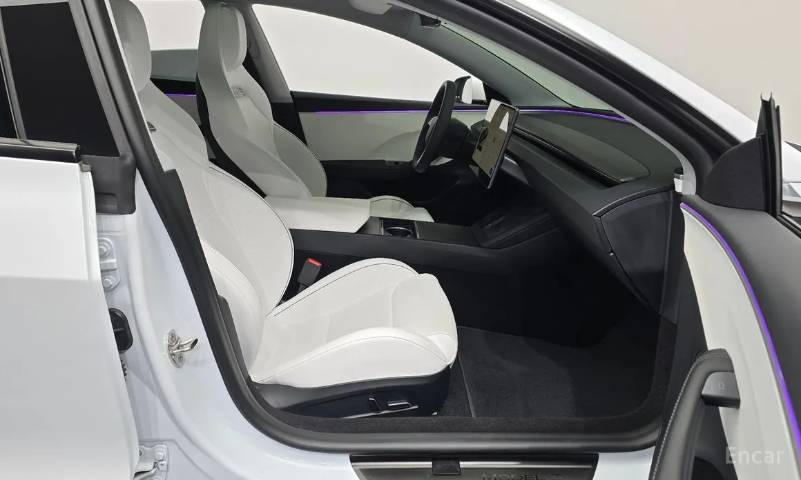 Фото 10 - Tesla Model 3