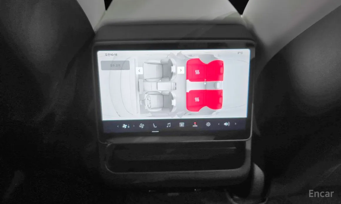 Фото 19 - Tesla Model 3