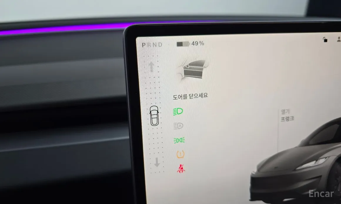 Фото 9 - Tesla Model 3