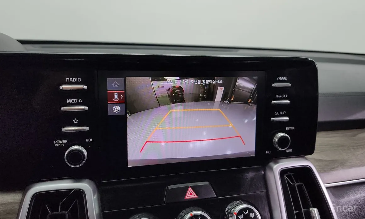 Фото 15 - Kia Sorento