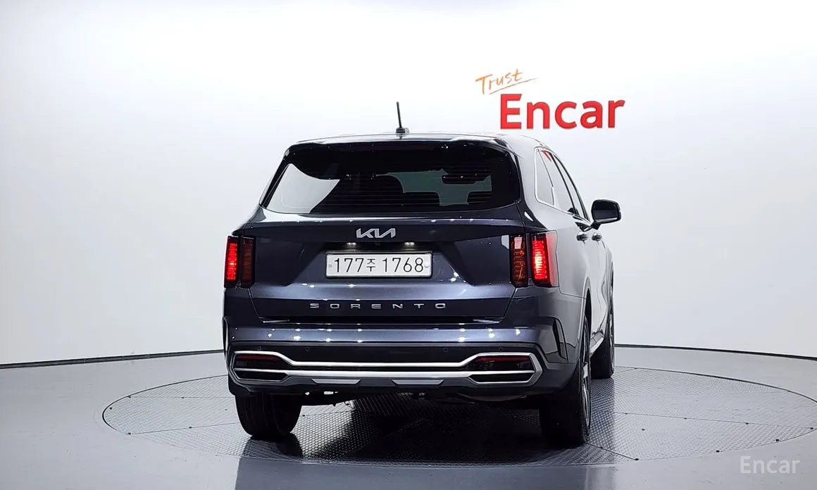 Фото 4 - Kia Sorento