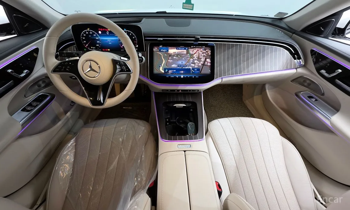 Фото 7 - Mercedes-Benz E-Class