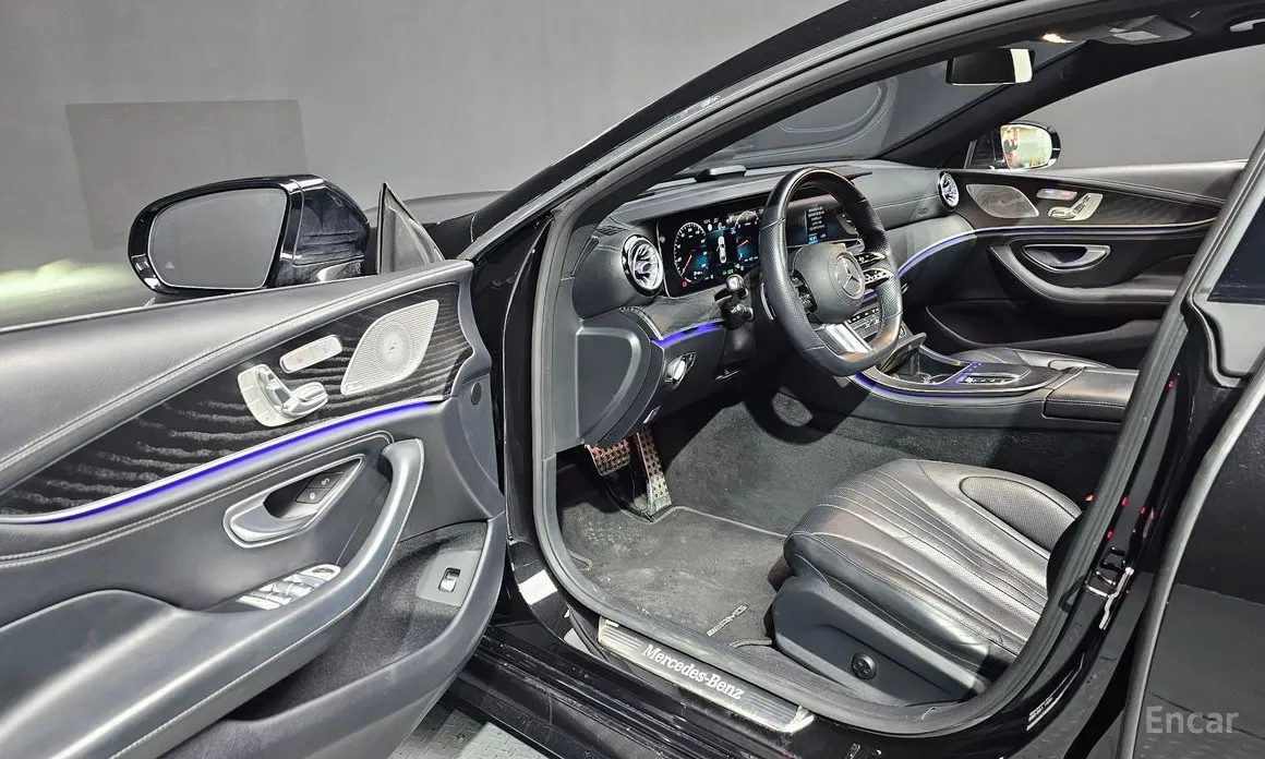 Фото 10 - Mercedes-Benz CLS-Class