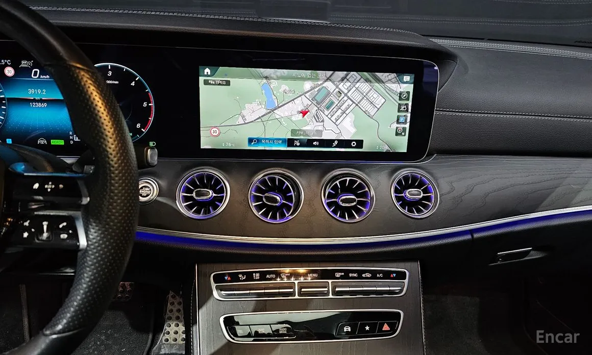 Фото 14 - Mercedes-Benz CLS-Class