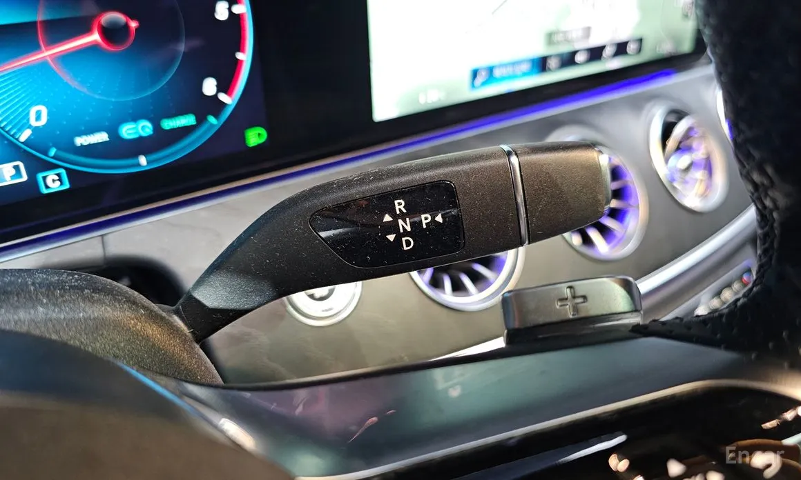 Фото 9 - Mercedes-Benz CLS-Class