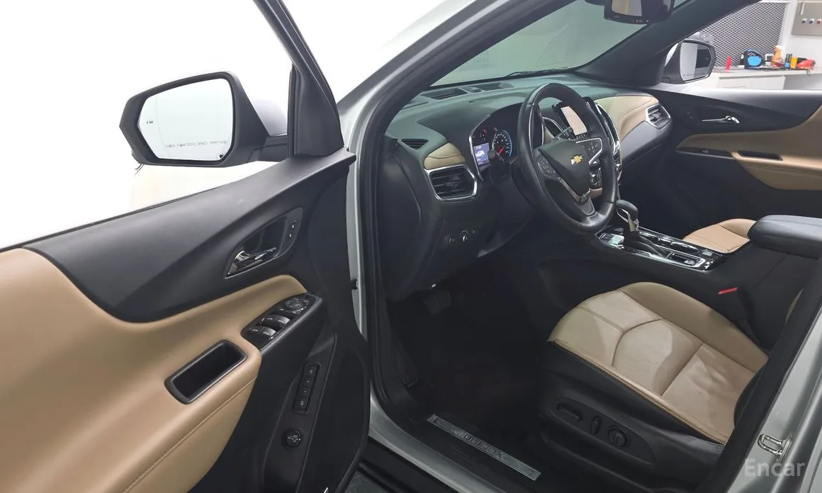 Фото 12 - Chevrolet Equinox