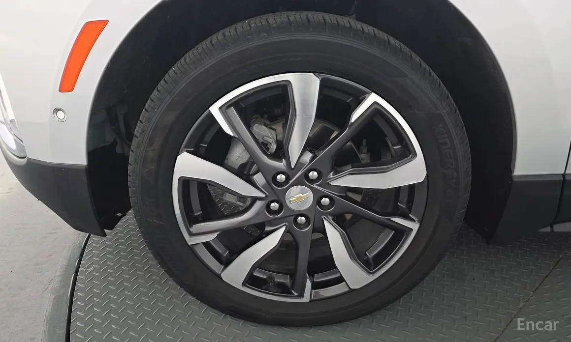 Фото 5 - Chevrolet Equinox