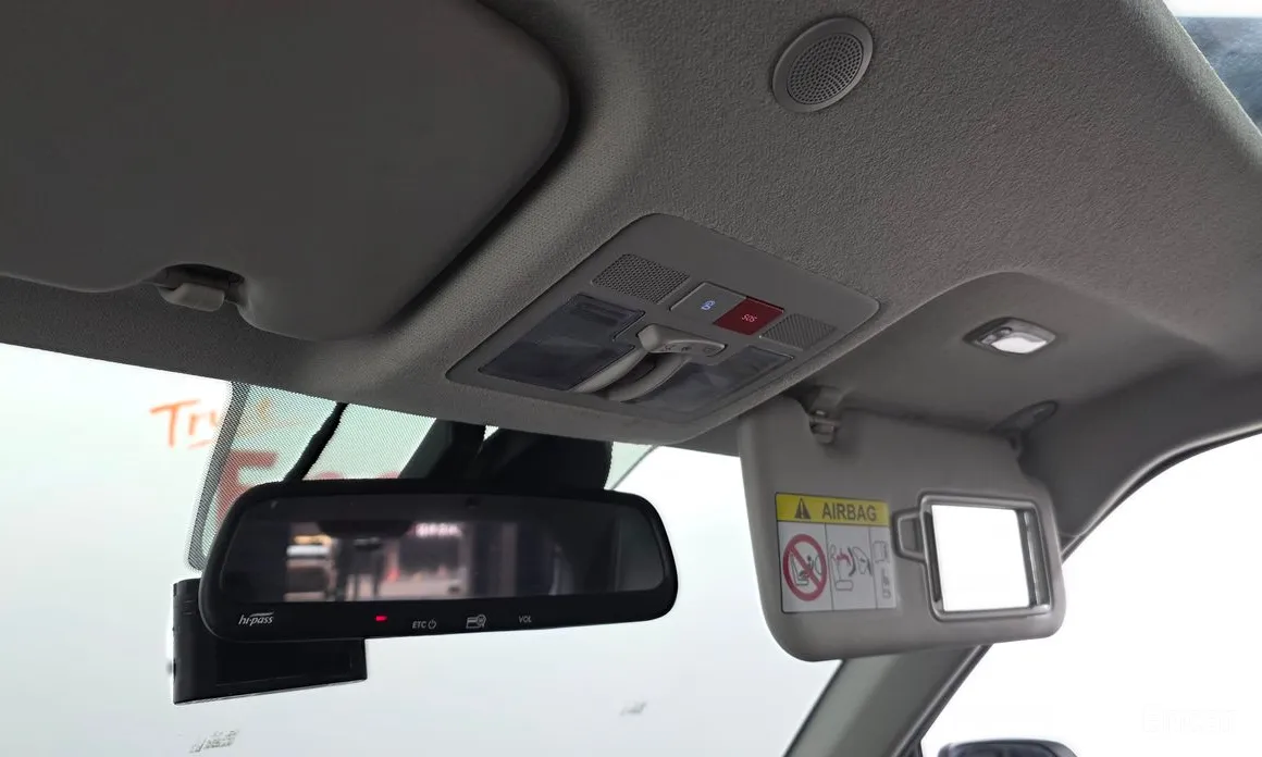 Фото 18 - Hyundai Venue