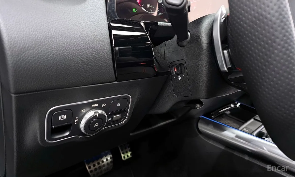 Фото 14 - Mercedes-Benz GLA-Class