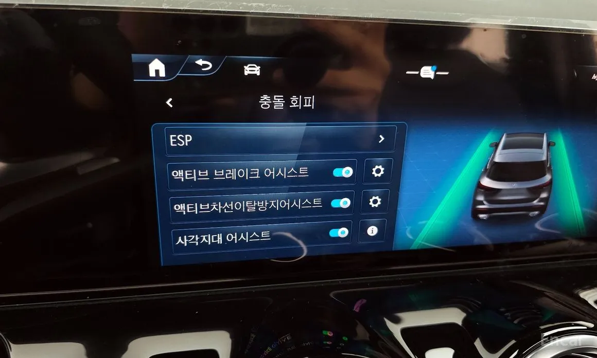 Фото 15 - Mercedes-Benz GLA-Class