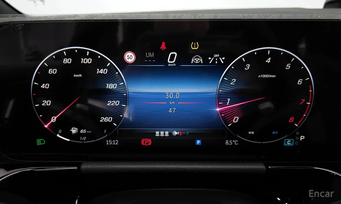 Фото 8 - Mercedes-Benz GLA-Class