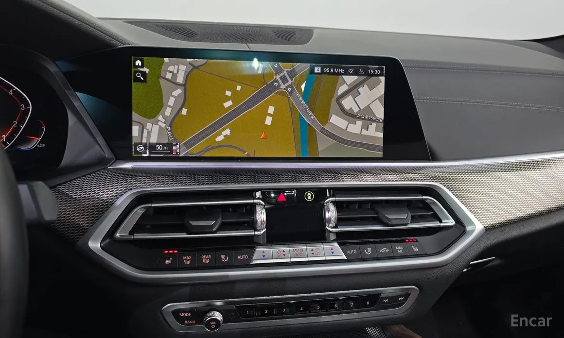 Фото 14 - BMW X6